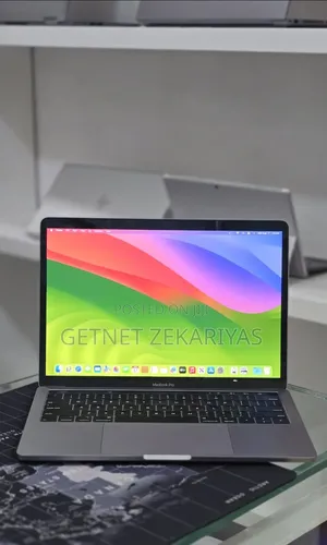 New Laptop Apple MacBook Pro 2020 M1 16GB Apple M1 Pro SSD 512GB