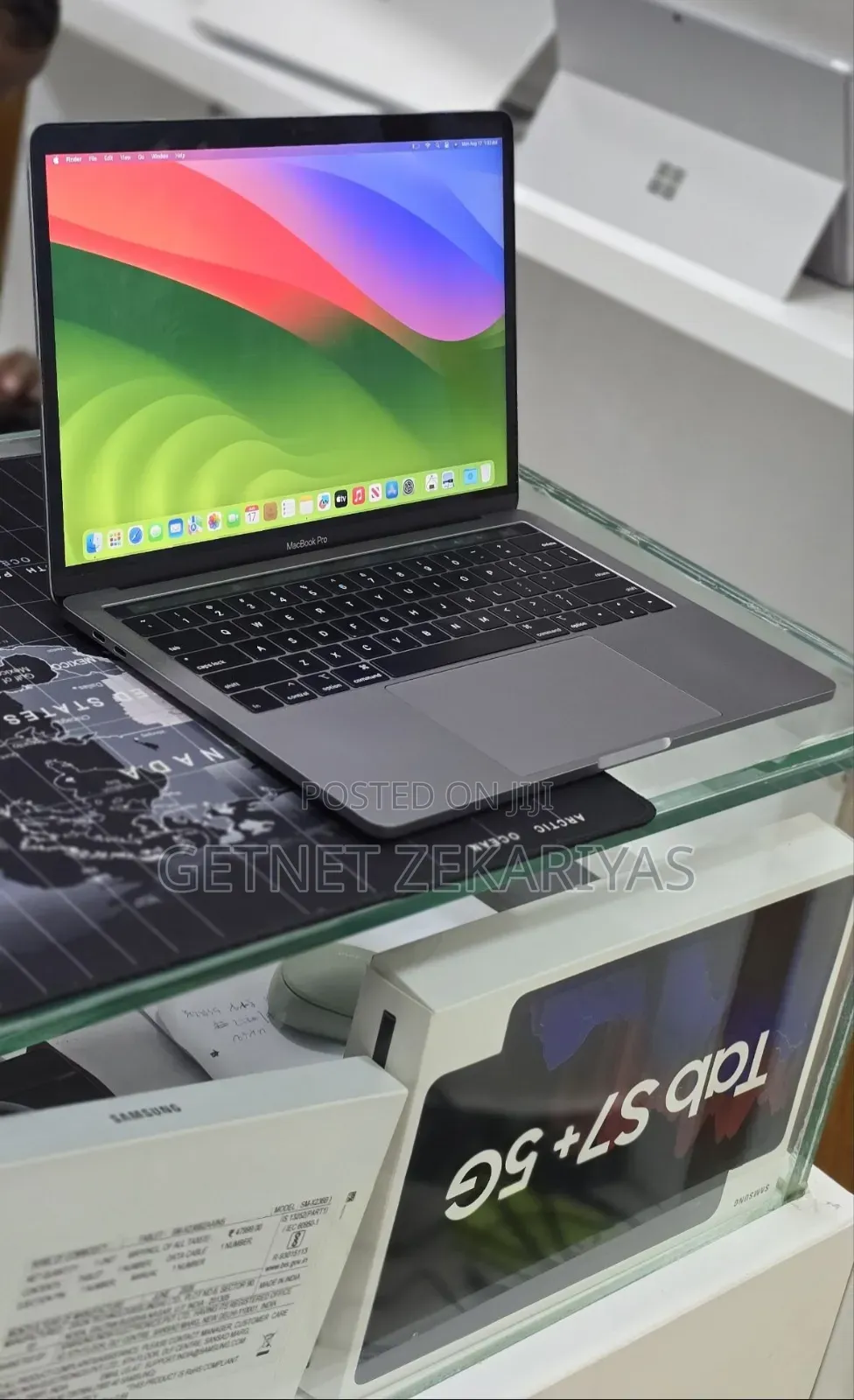 New Laptop Apple MacBook Pro 2020 M1 16GB Apple M1 Pro SSD 512GB