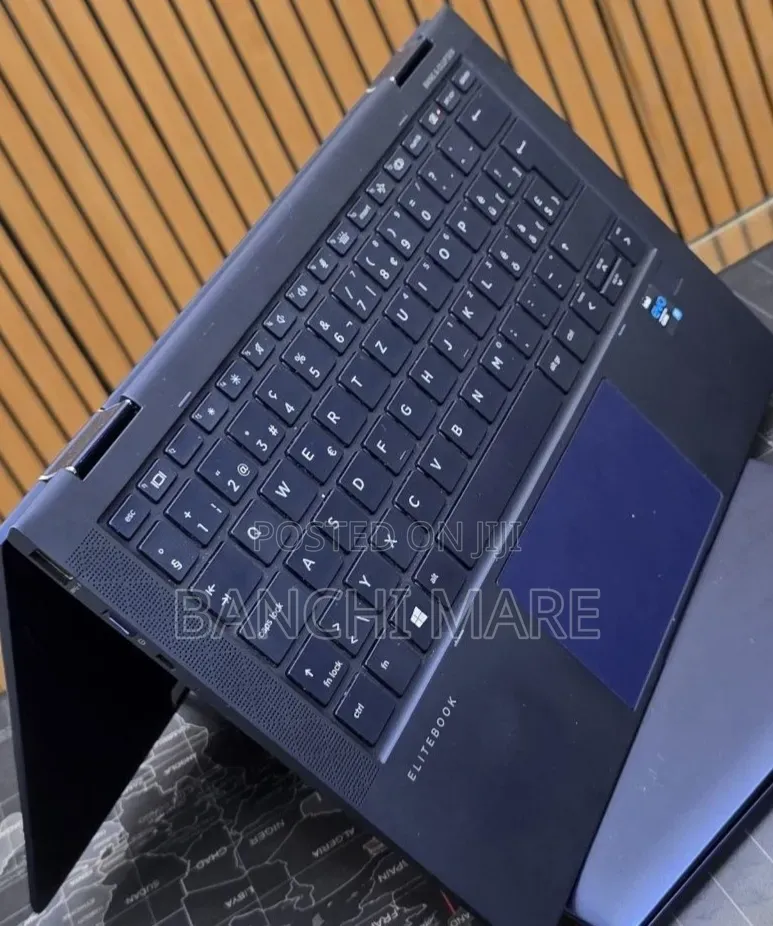 New Laptop HP Dragonfly G2 16GB Intel Core i7 SSD 512GB