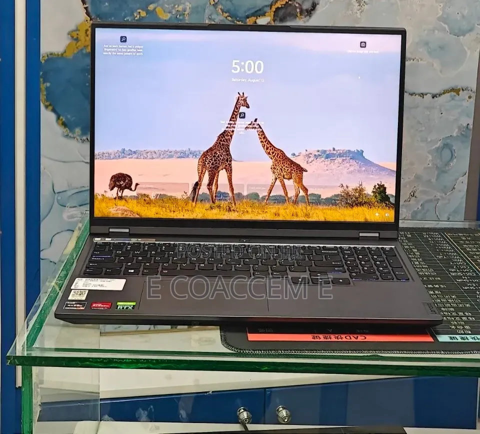 New Laptop Asus 16GB AMD Ryzen 7 SSD 512GB