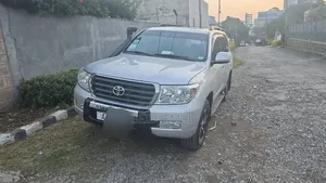 Toyota Land Cruiser 2009 Silver