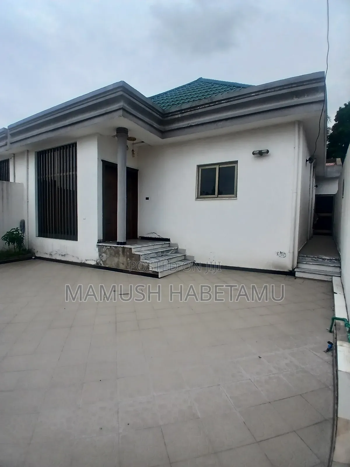 Furnished 6bdrm Villa in ቃሊቲ ወርቁ ሰፈር, Nifas Silk-Lafto for sale