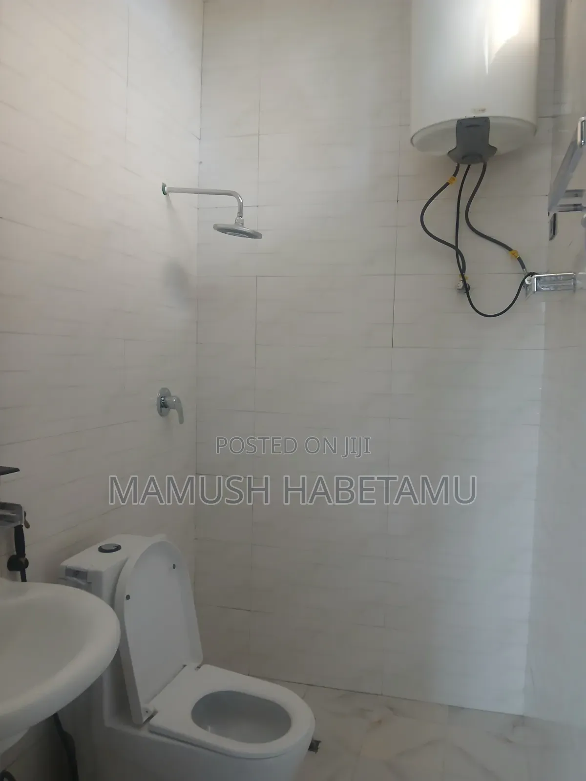 Furnished 6bdrm Villa in ቃሊቲ ወርቁ ሰፈር, Nifas Silk-Lafto for sale