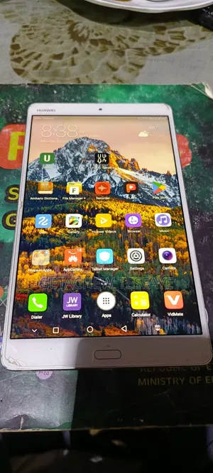 Huawei MediaPad M3 8.4 64 GB Yellow