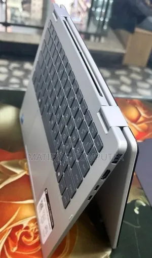 New Laptop HP OmniBook X Flip 14" 16GB Intel Core Ultra 7 SSD 512GB