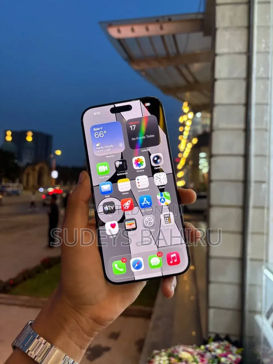 New Apple iPhone 16 Pro Max 256 GB Black