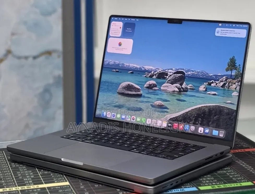 New Laptop Apple MacBook Pro 2019 16GB Apple M1 Pro SSD 512GB