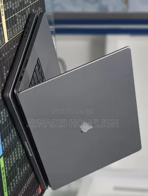 New Laptop Apple MacBook Pro 2019 16GB Apple M1 Pro SSD 512GB