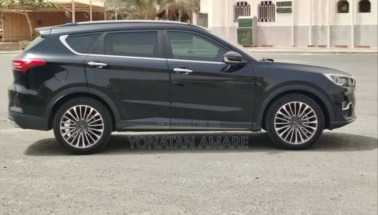 Jetour X70 1.5 7-Seater FWD 2022 Black