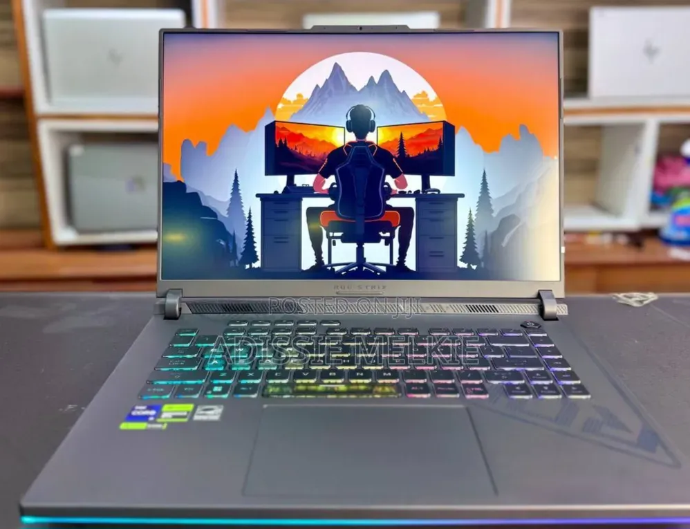 New Laptop Asus ROG Strix G16 16GB Intel Core i9 SSD 1T
