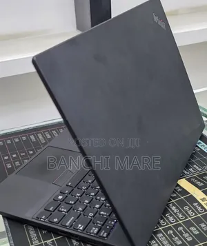 New Laptop Lenovo ThinkPad X390 16GB Intel Core i5 SSD 256GB