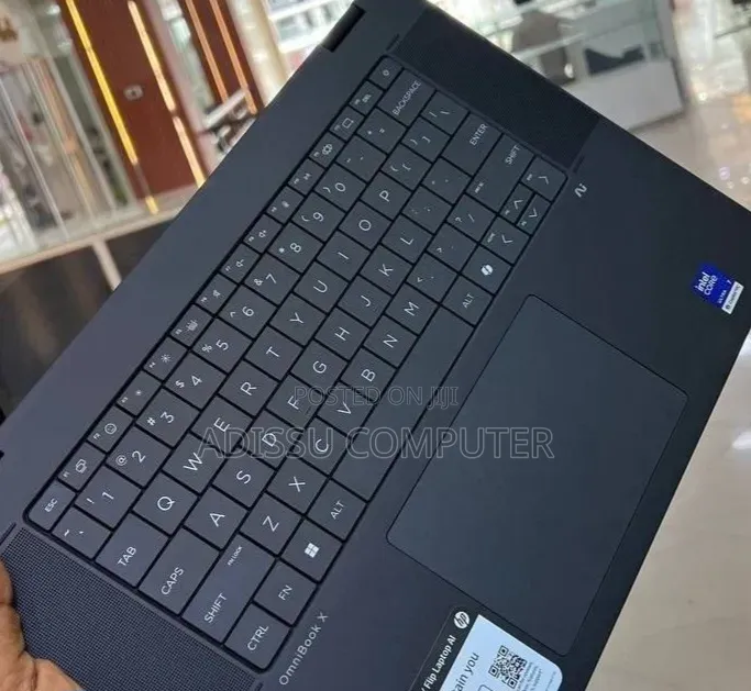 New Laptop HP OmniBook 5 14" 16GB Intel Core Ultra 7 SSD 1T