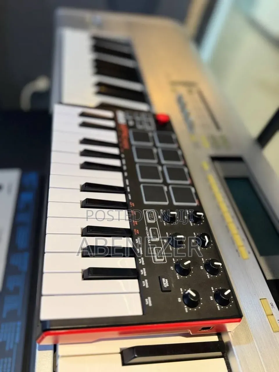 Akai MpK I I Mini Keyboard