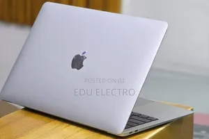 New Laptop Apple MacBook Air 2020 M1 8GB Apple M1 SSD 256GB