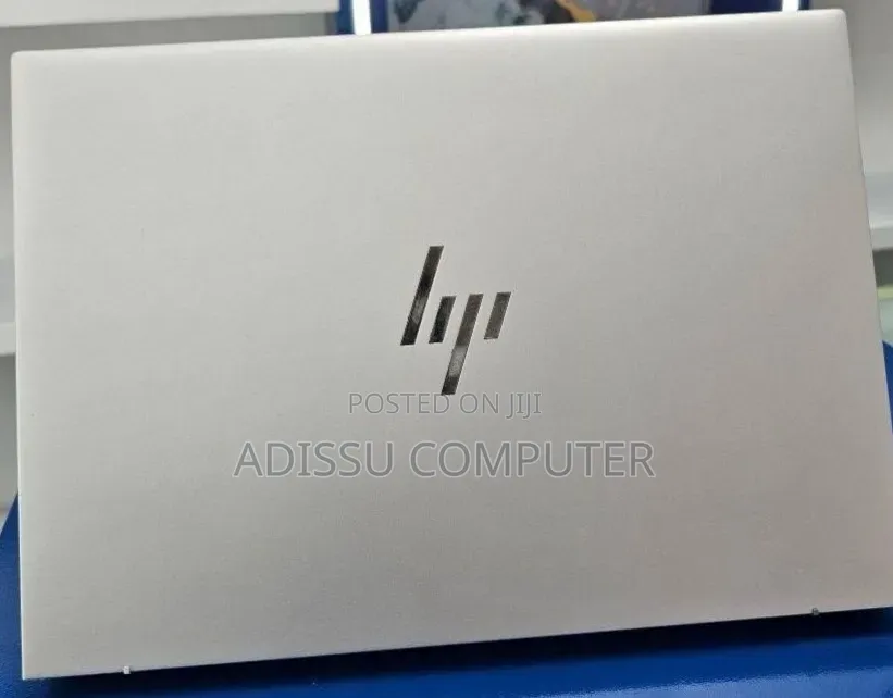 New Laptop HP EliteBook 840 G8 16GB Intel Core i5 SSD 512GB
