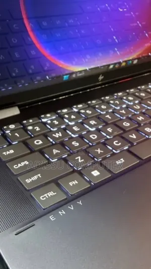 New Laptop HP Envy 15 16GB Intel Core i5 SSD 1T