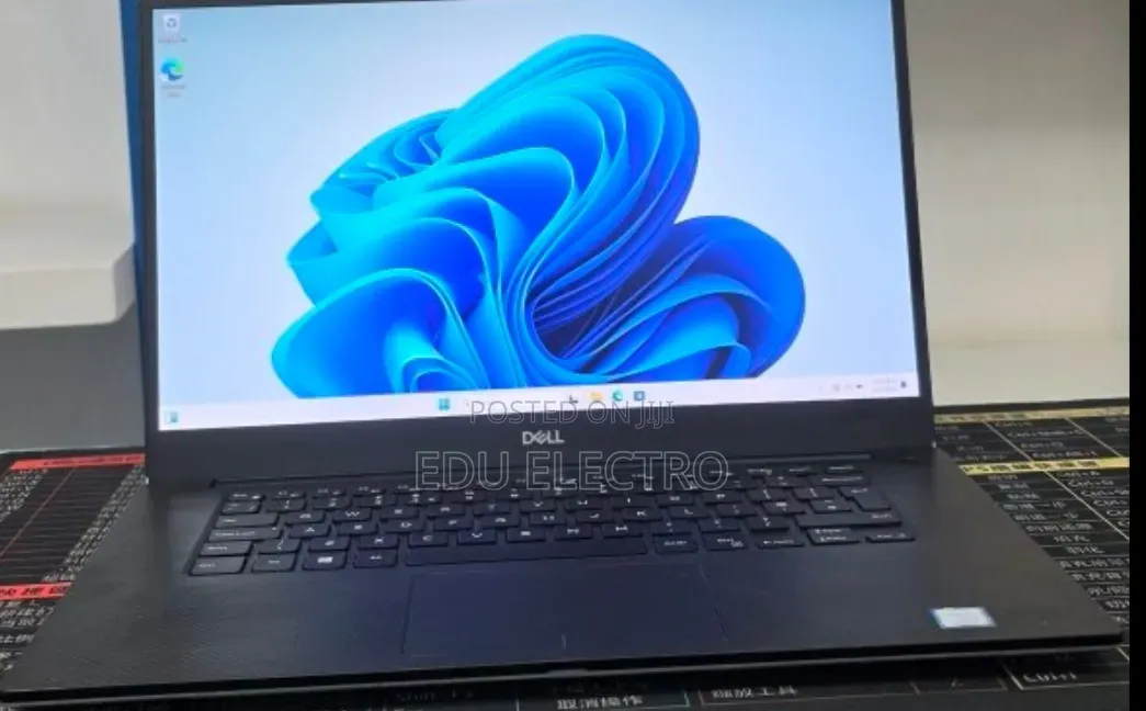 New Laptop Dell XPS 15 16GB Intel Core i5 SSD 512GB