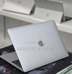 New Laptop Apple MacBook Pro 2020 M1 16GB Apple M1 SSD 512GB