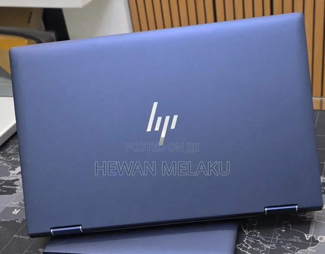 New Laptop HP Dragonfly G2 16GB Intel Core i7 SSD 512GB