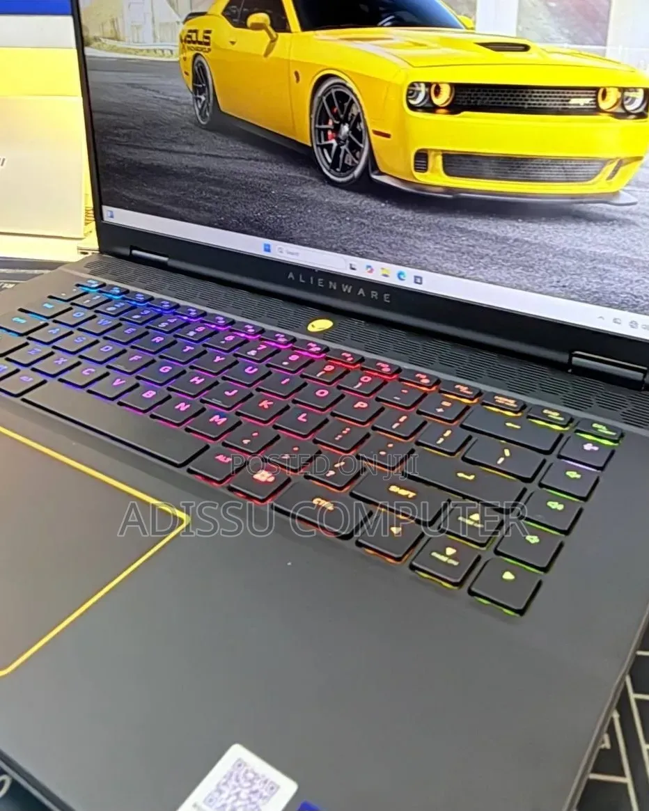 New Laptop Alienware M17x R2 16GB Intel Core Ultra 9 SSD 1T