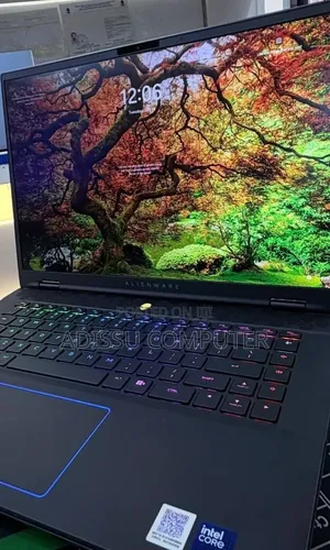 New Laptop Alienware M17x R2 16GB Intel Core Ultra 9 SSD 1T