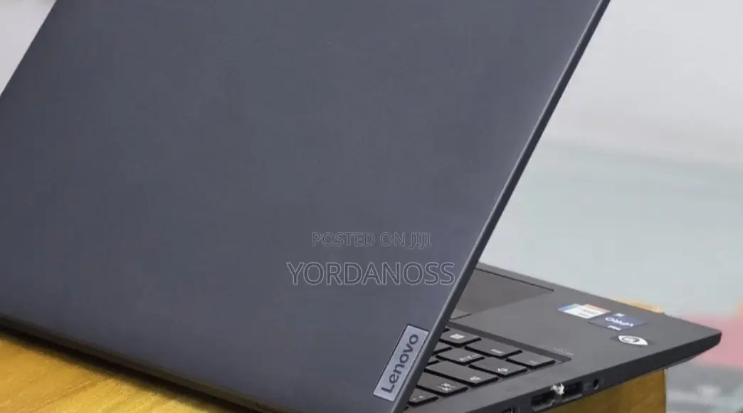 New Laptop Lenovo ThinkPad T14 G3 16GB Intel Core i5 SSD 512GB