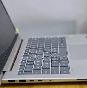 New Laptop HP EliteBook 640 G11 16GB Intel Core Ultra 5 SSD 512GB