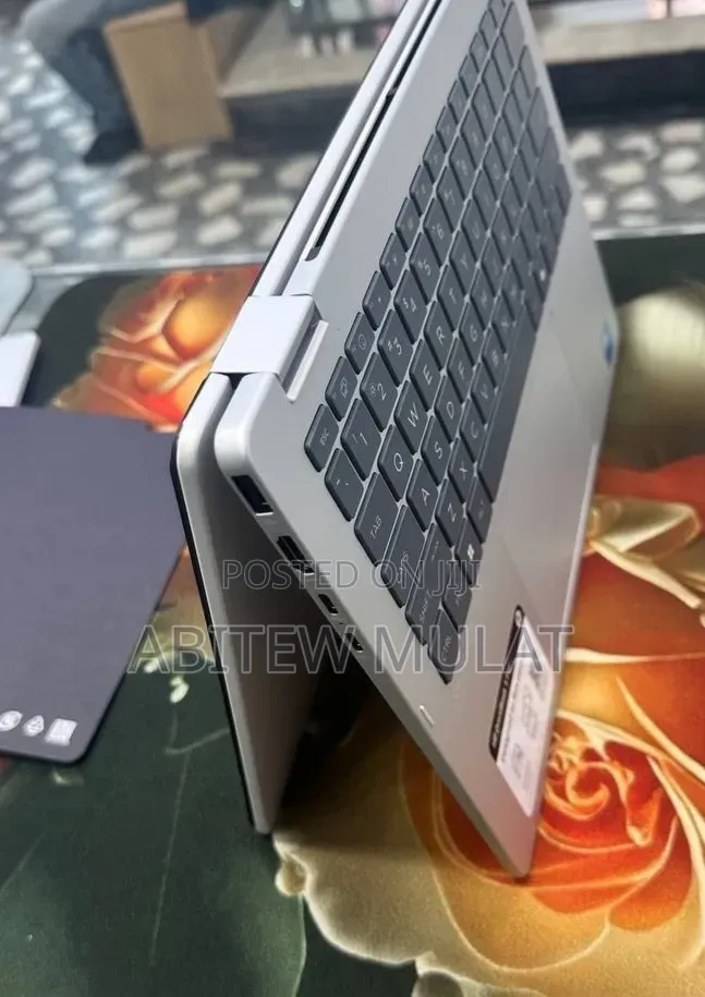 New Laptop HP OmniBook X Flip 14" 16GB Intel Core 7 SSD 512GB