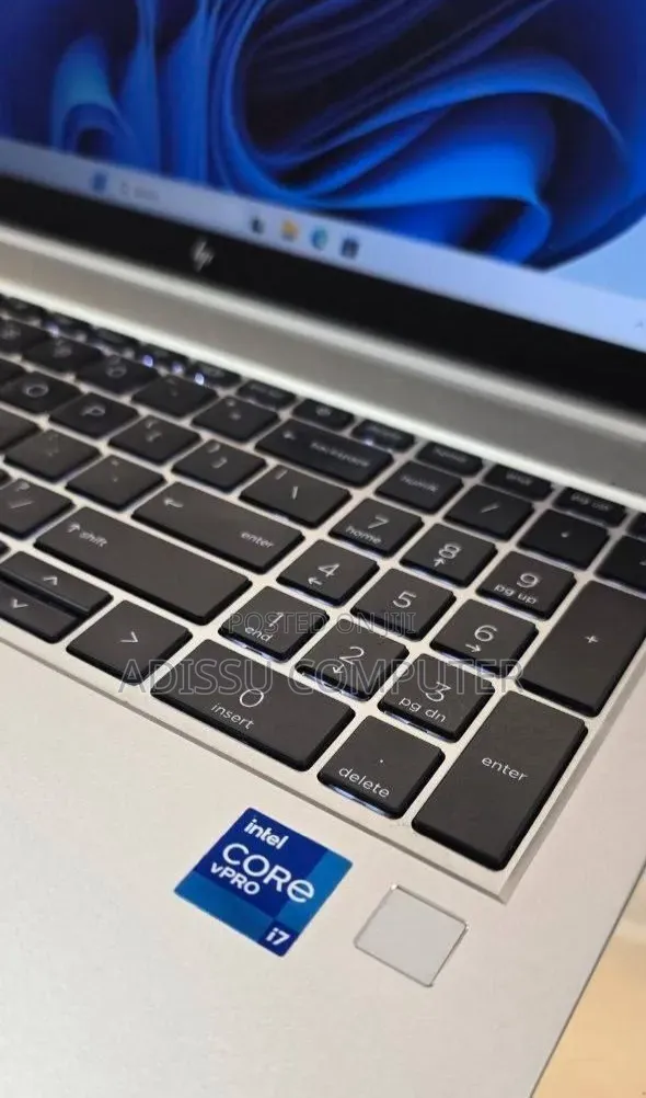 New Laptop HP EliteBook 850 G8 16GB Intel Core i7 SSD 512GB