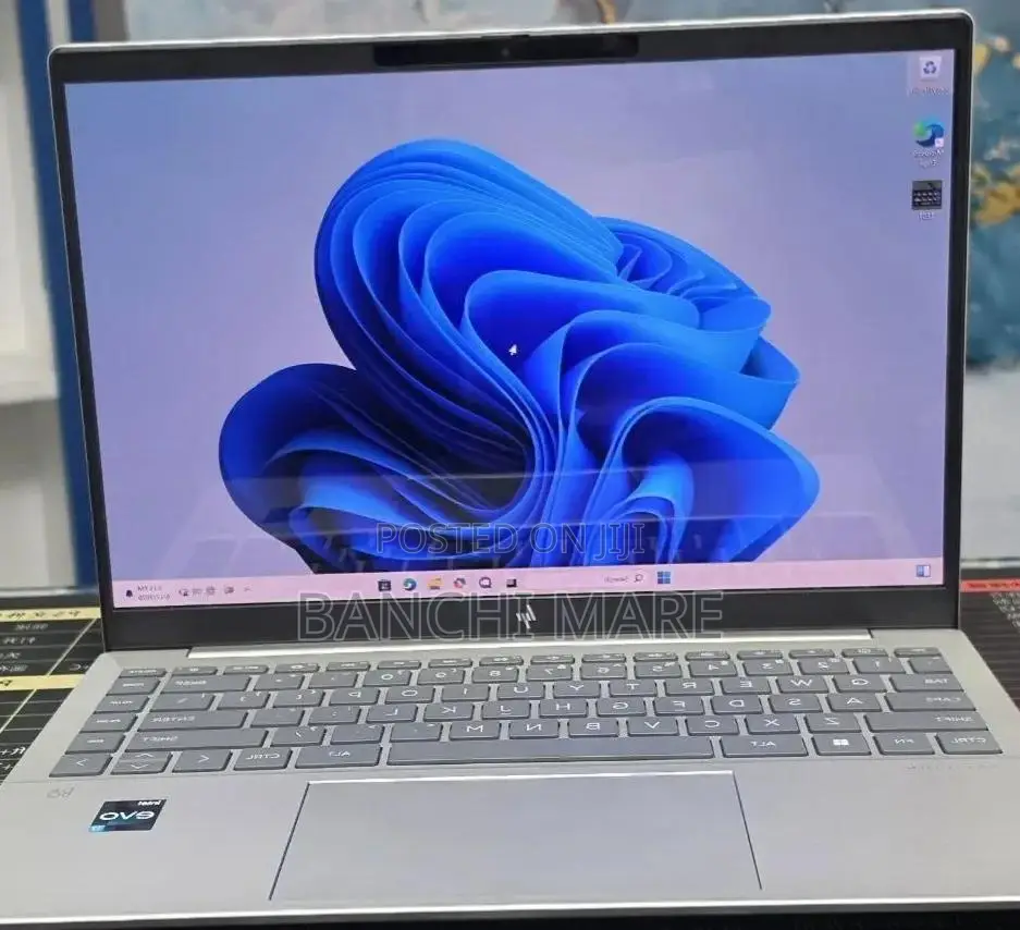 New Laptop HP Pavilion 14 16GB Intel Core i7 SSD 1T