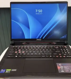 New Laptop MSI Raider GE78 16GB Intel Core i9 SSD 1T