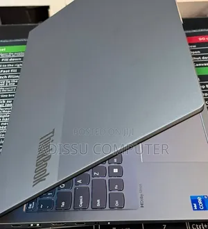 New Laptop HP Spectra 13 32GB Intel Core i7 SSD 512GB