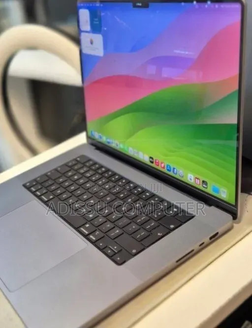 New Laptop Apple MacBook Pro 2021 M1 16GB Apple M1 SSD 1T