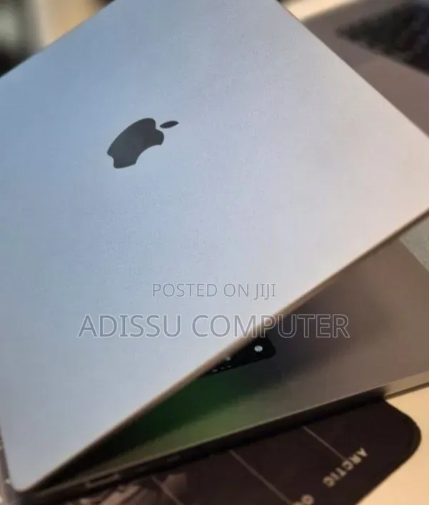 New Laptop Apple MacBook Pro 2021 M1 16GB Apple M1 SSD 1T