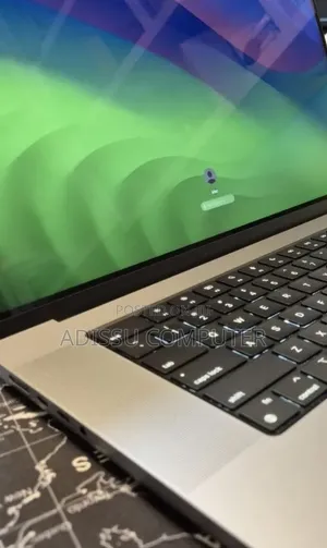 New Laptop Apple MacBook Pro 2021 M1 16GB Apple M1 SSD 1T