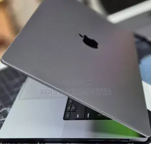 New Laptop Apple MacBook Pro 2021 M1 16GB Apple M1 SSD 1T