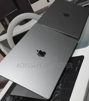 New Laptop Apple MacBook Pro 2019 32GB Apple M1 SSD 1T