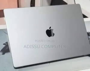 New Laptop Apple MacBook Pro 2019 32GB Apple M1 SSD 1T