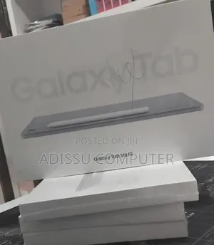 New Laptop Samsung Galaxy Book 2 8GB Intel Core Ultra 7 SSD 128GB