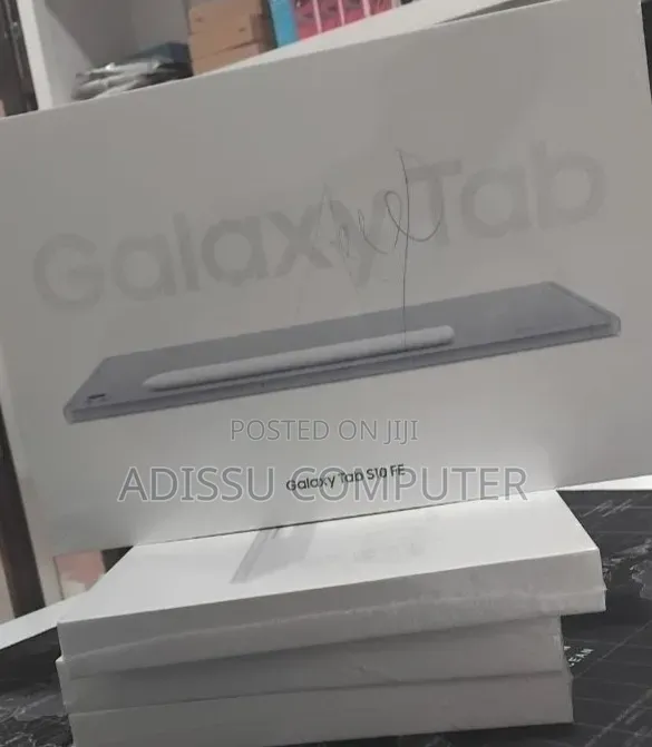 New Laptop Samsung Galaxy Book 2 8GB Intel Core Ultra 7 SSD 128GB