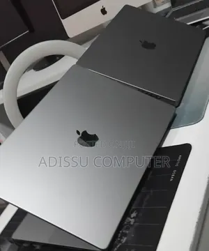 New Laptop Apple MacBook Pro 2019 32GB Apple M1 Max SSD 1T