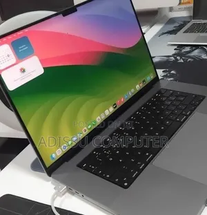 New Laptop Apple MacBook Pro 2019 32GB Apple M1 Max SSD 1T