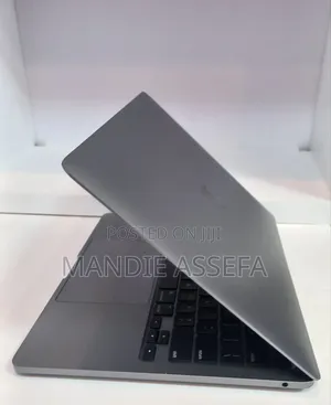New Laptop Apple MacBook Air 2020 M1 8GB Apple M1 SSD 256GB