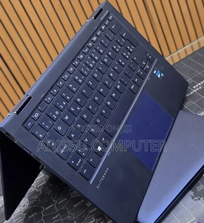 New Laptop HP x360 310 G2 16GB Intel Core i7 SSD 512GB