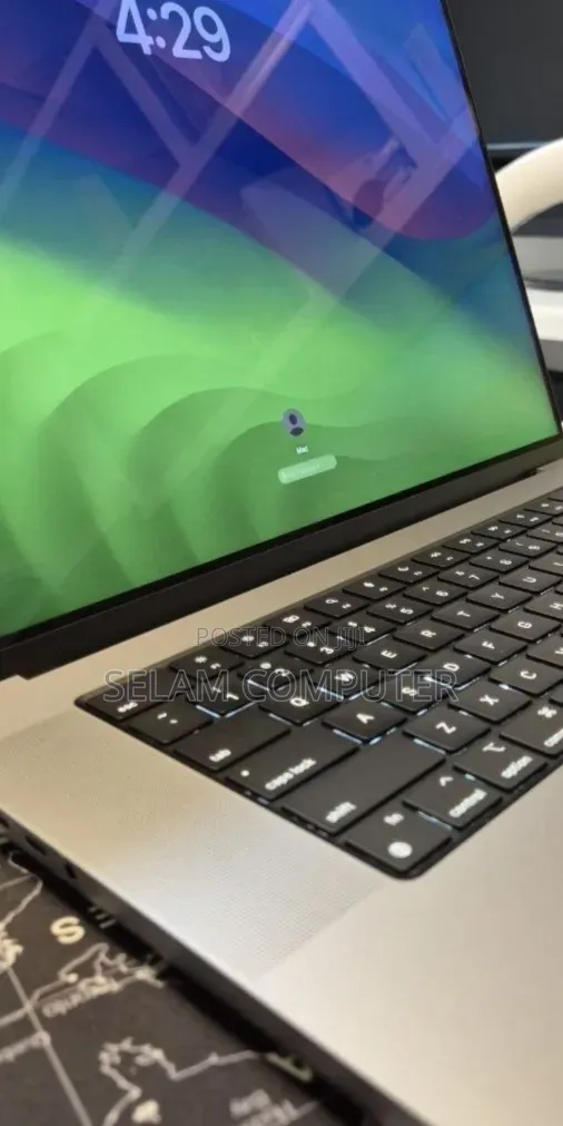 New Laptop Apple MacBook Pro 2021 M1 64GB Apple M1 SSD 1T