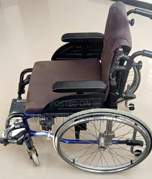 Era Focus Lightweight Wheelchair