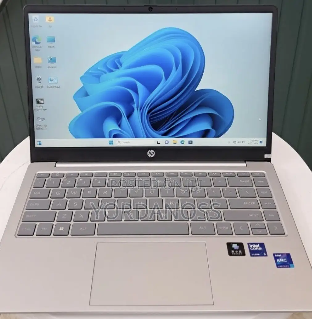 New Laptop HP Pavilion 15 16GB Intel Core Ultra 7 SSD 1T