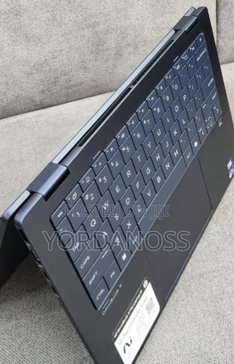 New Laptop HP OmniBook X Flip 16" 16GB Intel Core Ultra 5 SSD 512GB