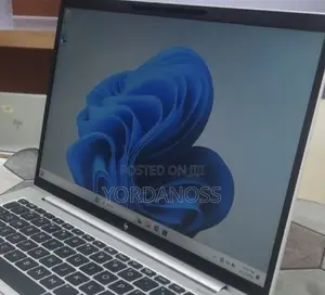 New Laptop HP EliteBook 840 G9 16GB Intel Core i7 SSD 512GB