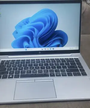 New Laptop HP EliteBook 840 G9 16GB Intel Core i5 SSD 512GB
